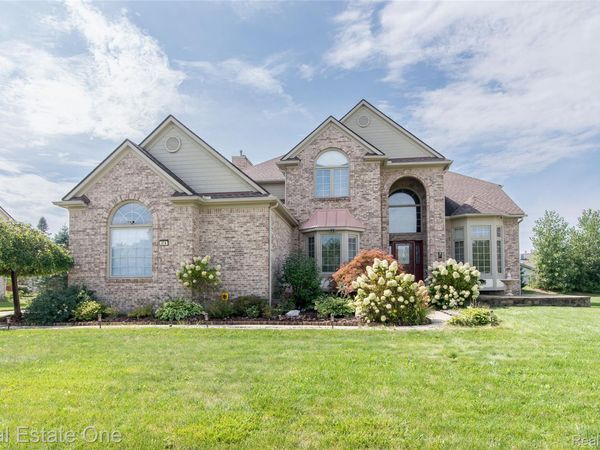 374 Robert Court , Canton Township, Mi 48188