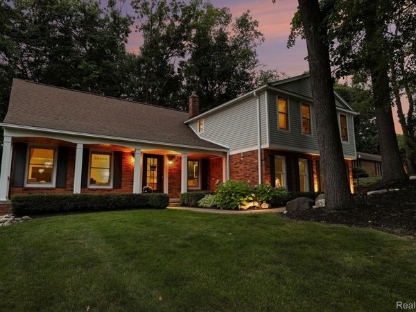 8265 Deerwood Road, Independence Township, Mi 48348