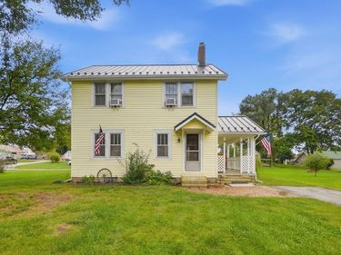 1024 Springlawn Avenue, Harrisburg, OH 43126