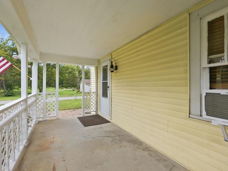 1024 Springlawn Avenue, Harrisburg, OH 43126 Photo 7