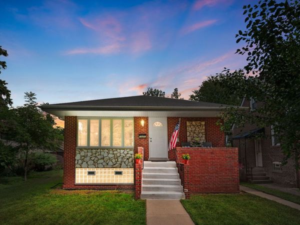 14241 S Mackinaw Avenue, Burnham, IL 60633
