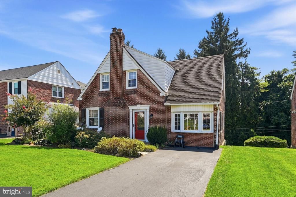203 WALNUT HILL LANE , HAVERTOWN, PA 19083