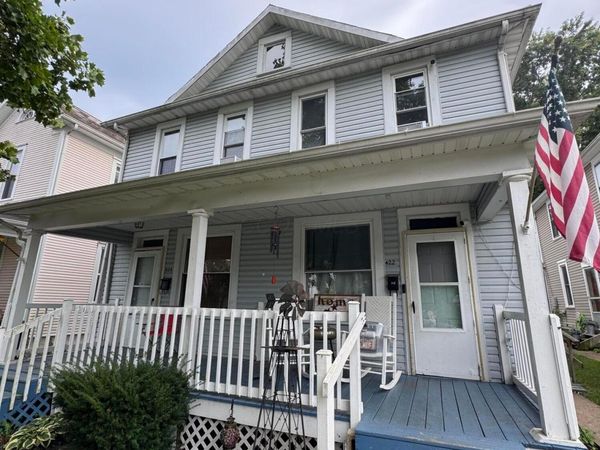 422 E 5th Avenue, Lancaster, OH 43130