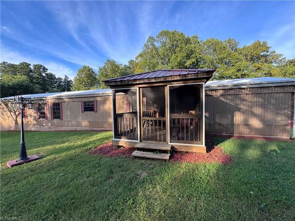 210 Star View Drive, King, NC 27021