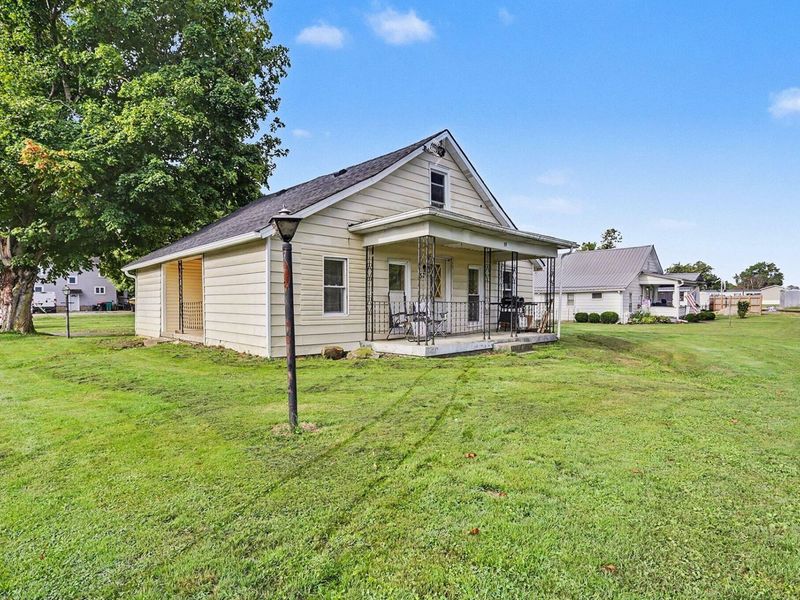 57 W 1st Street W, Frazeysburg, OH 43822 Photo 3