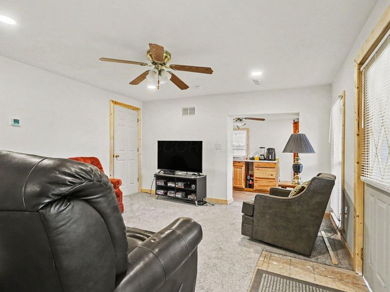 57 W 1st Street W, Frazeysburg, OH 43822 Photo 5