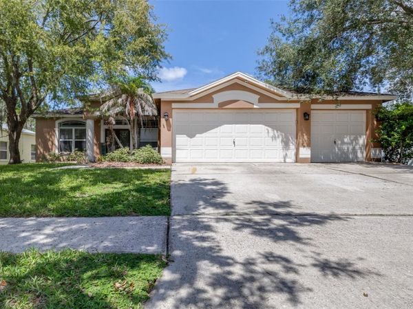 17012 FALCONRIDGE ROAD , LITHIA, FL 33547