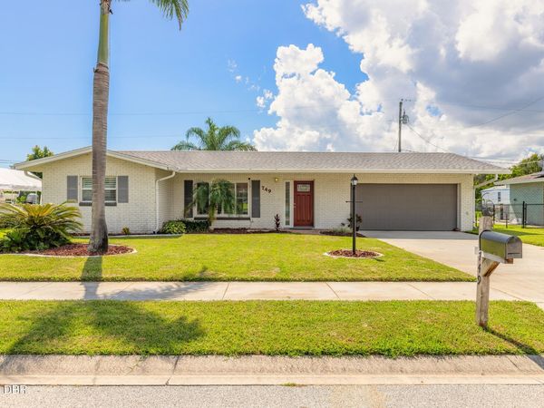 749 Baywood Lane, South Daytona, FL 32119