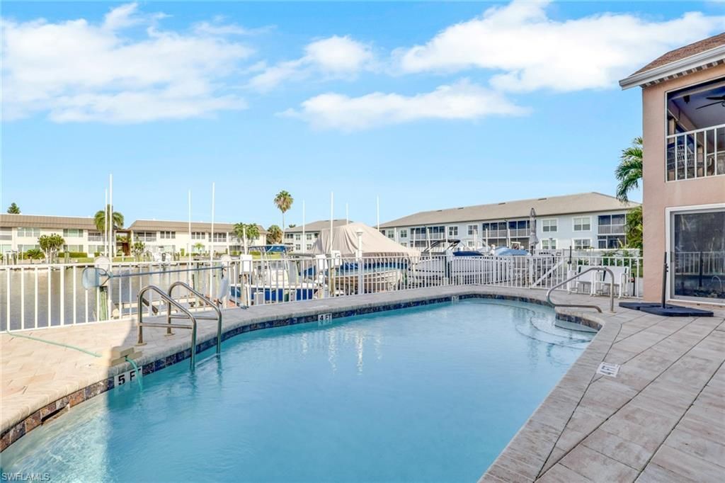 4206 SE 20th Pl, Unit 102, Cape Coral, FL 33904 Photo