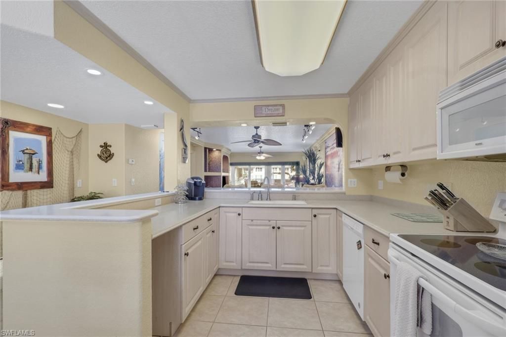 4206 SE 20th Pl, Unit 102, Cape Coral, FL 33904 Photo