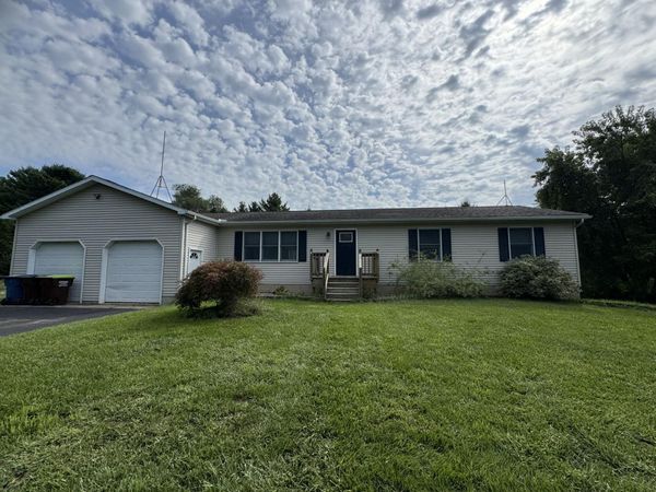 3668 Laberdee Road, Adrian, MI 49221