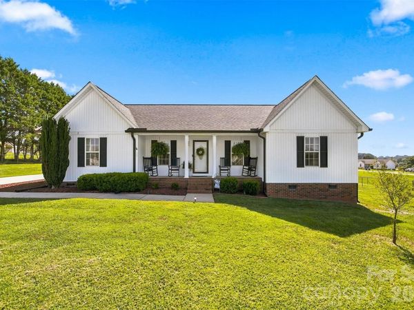 3294 Cascade Trail, Lincolnton, NC 28092