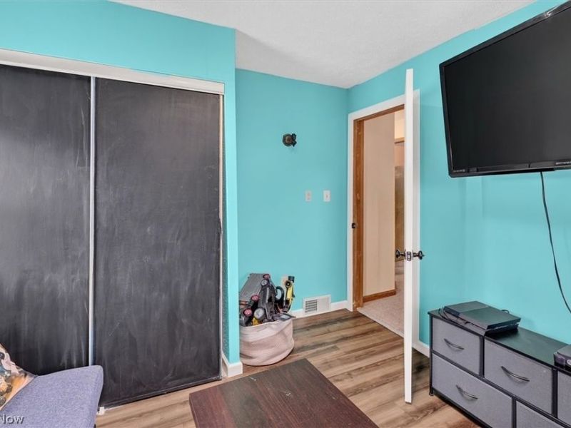 2227 E 30th Street, Lorain, OH 44055 Photo 19