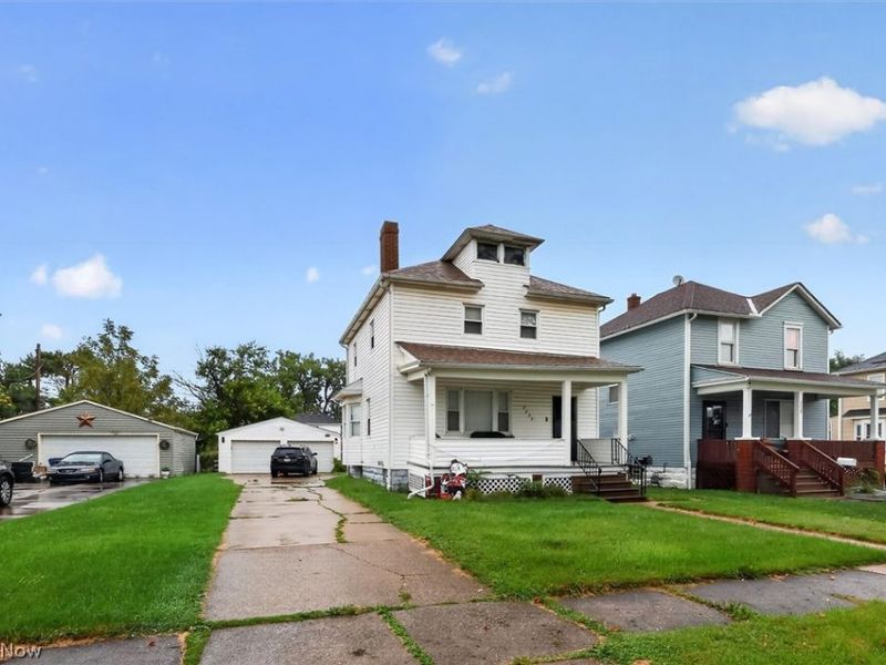 2227 E 30th Street, Lorain, OH 44055 Photo 2