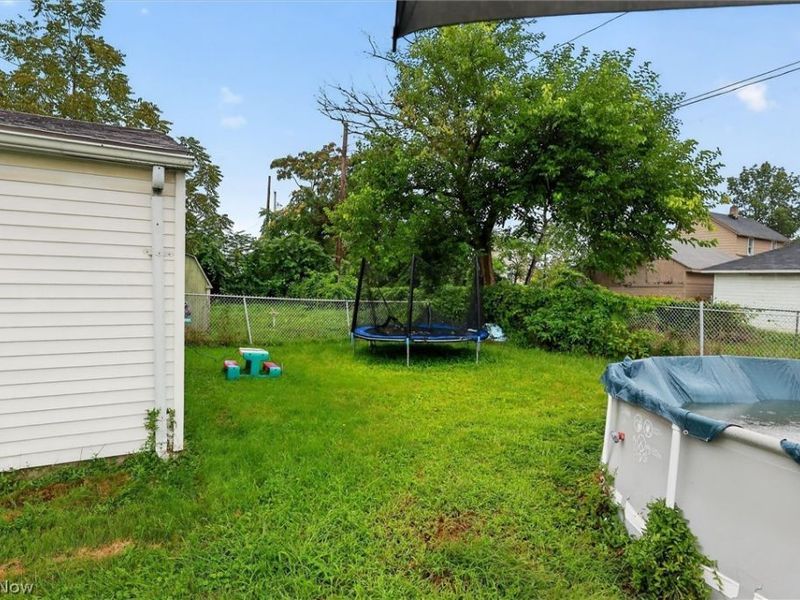 2227 E 30th Street, Lorain, OH 44055 Photo 32