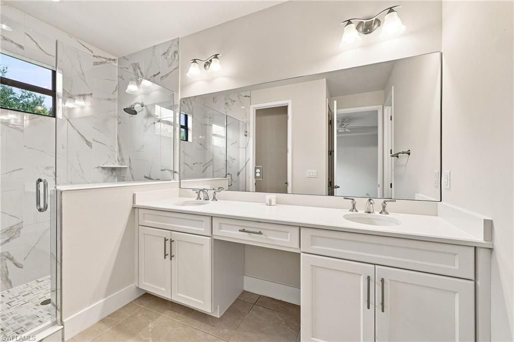 13013 Pembroke Dr, Naples, FL 34105 Photo