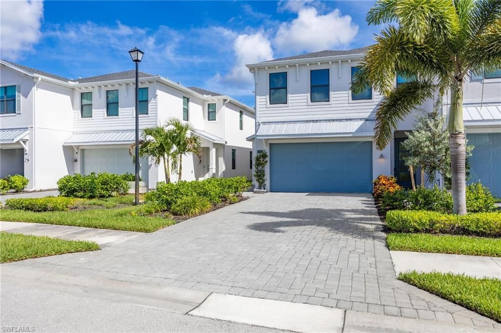 13013 Pembroke Dr, Naples, FL 34105 Photo