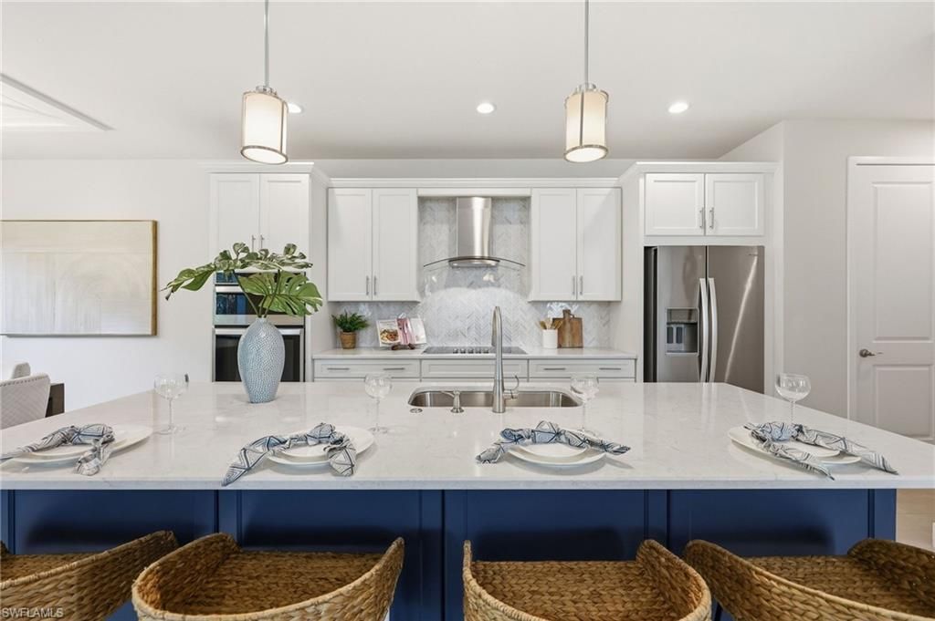 13013 Pembroke Dr, Naples, FL 34105 Photo
