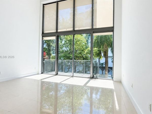 6000 Collins Ave , Unit 305, Miami Beach, FL 33140