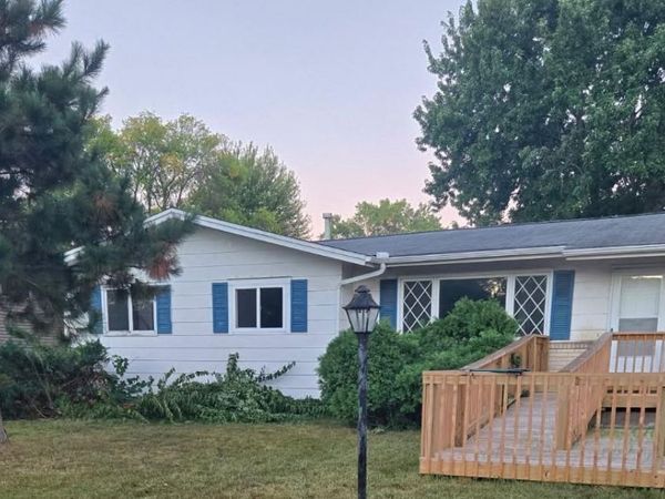 7909 Brunswick Avenue N, Brooklyn Park, MN 55443