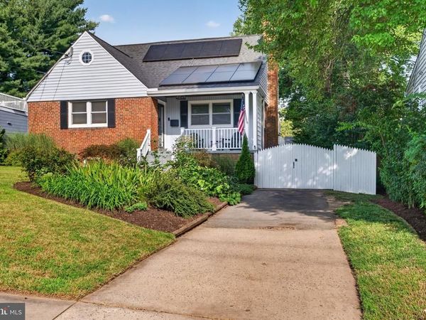 4 CEDAR AVENUE, GAITHERSBURG, MD 20877