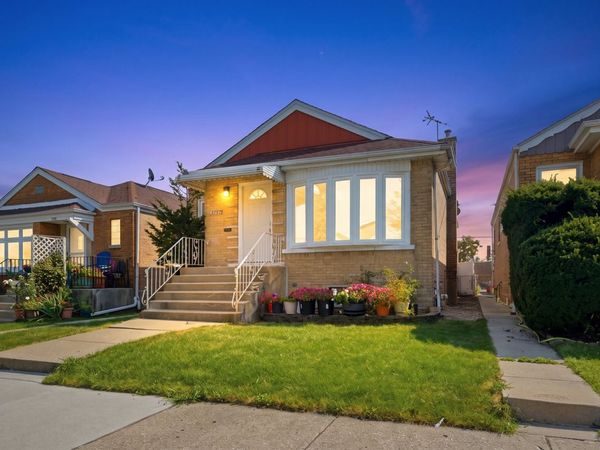 3707 W 70th Place, Chicago, IL 60629