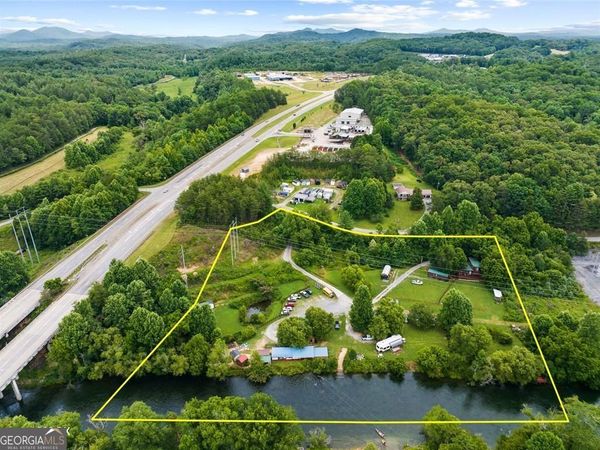 56 N River Road, Mineral Bluff, GA 30559