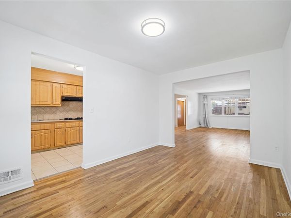 1047 E 217th Street , Bronx, NY 10469