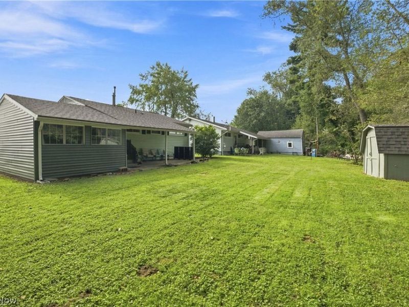 933 Ray Avenue NE, New Philadelphia, OH 44663 Photo 21