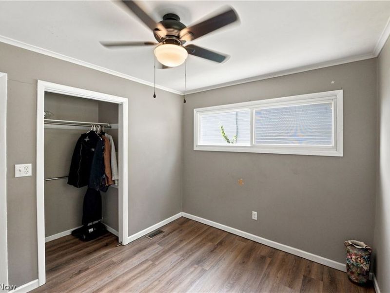 933 Ray Avenue NE, New Philadelphia, OH 44663 Photo 8