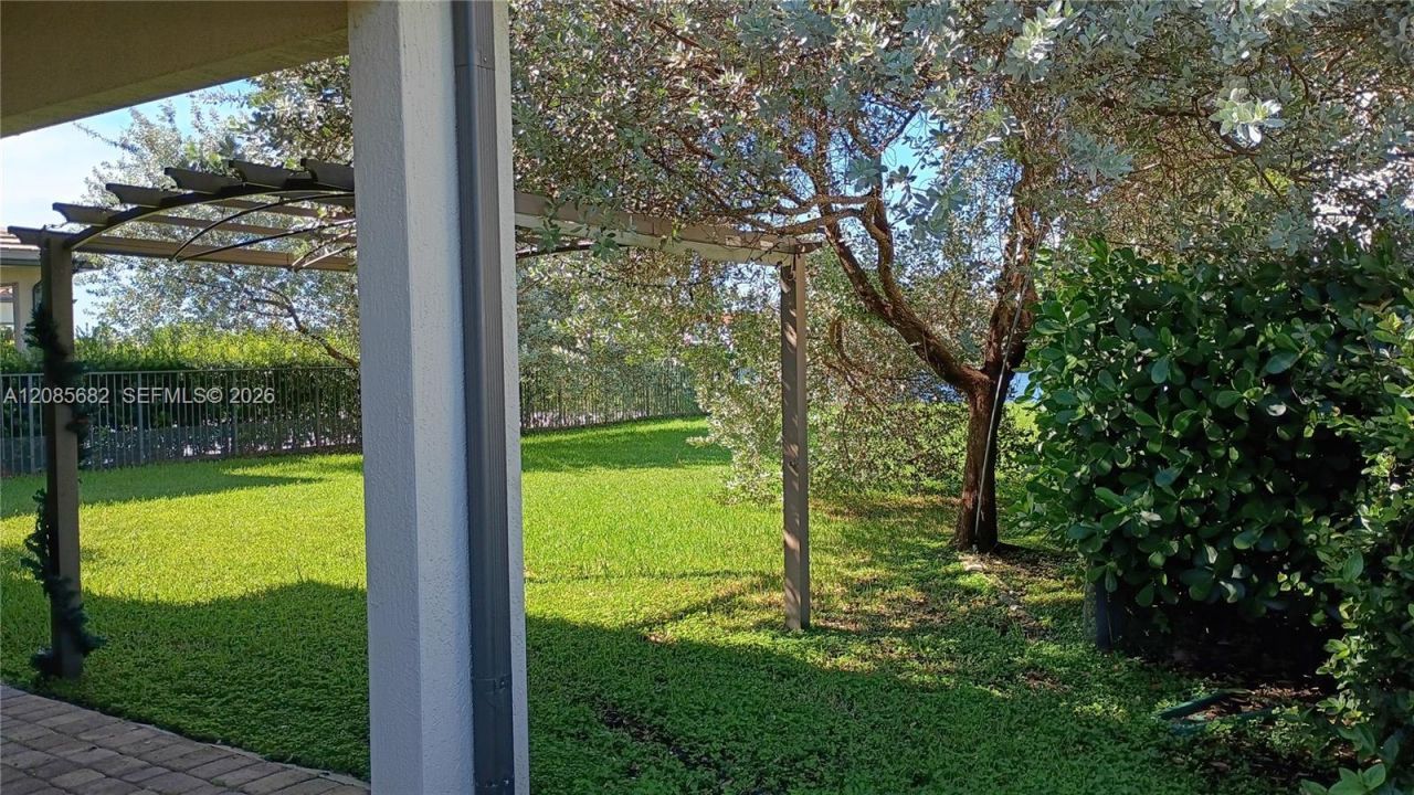 1280 SW 113th Way, Pembroke Pines, FL 33025 Photo