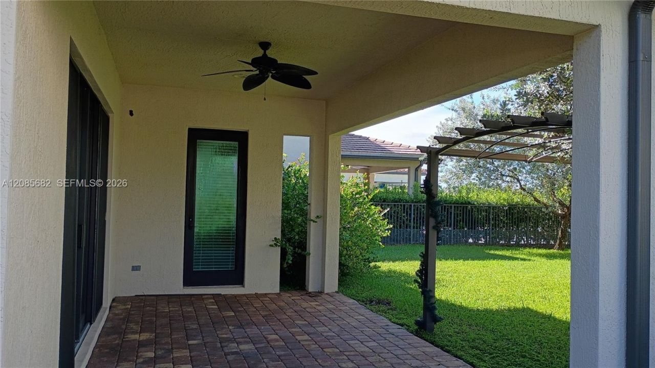 1280 SW 113th Way, Pembroke Pines, FL 33025 Photo