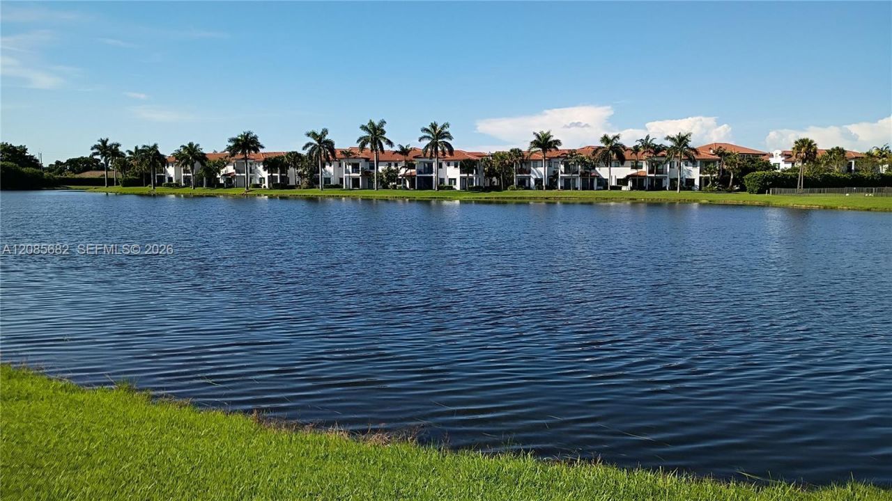 1280 SW 113th Way, Pembroke Pines, FL 33025 Photo