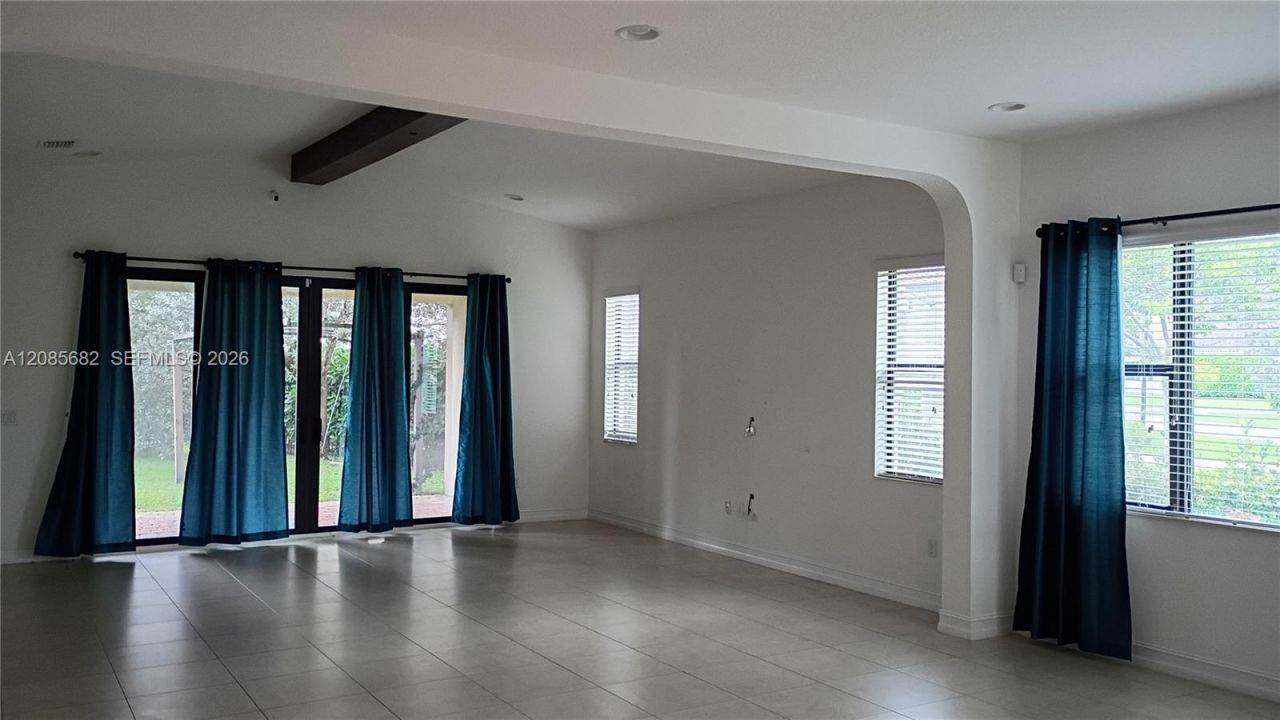 1280 SW 113th Way, Pembroke Pines, FL 33025 Photo