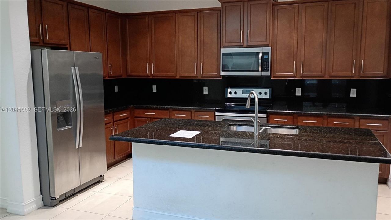 1280 SW 113th Way, Pembroke Pines, FL 33025 Photo
