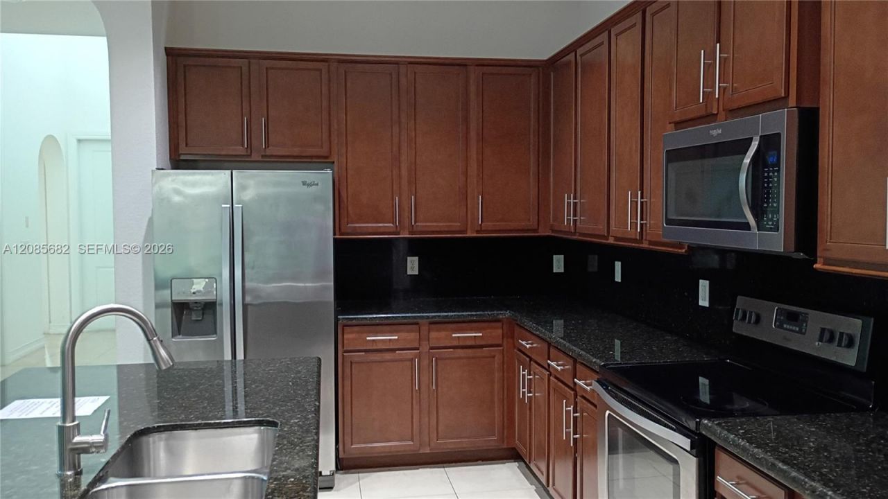 1280 SW 113th Way, Pembroke Pines, FL 33025 Photo