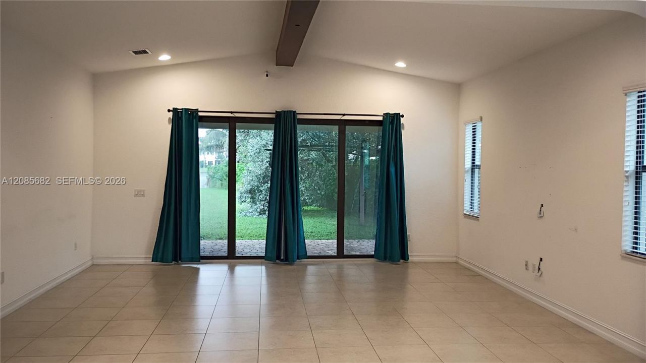 1280 SW 113th Way, Pembroke Pines, FL 33025 Photo