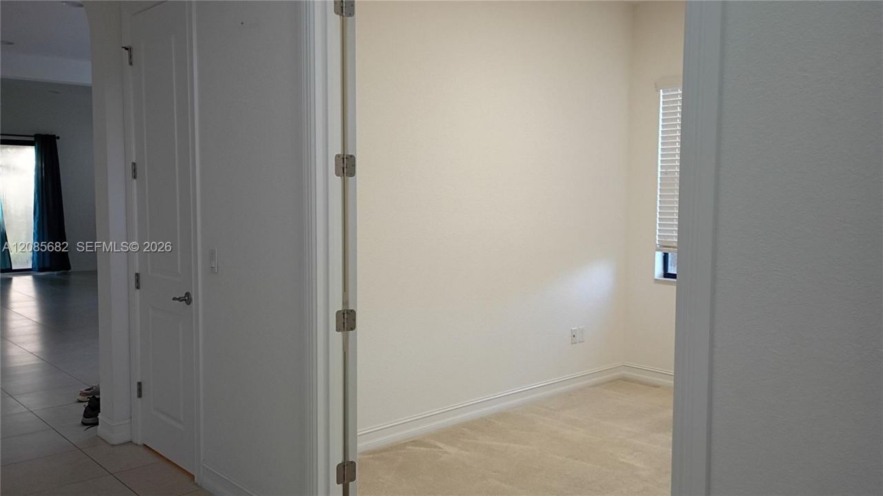 1280 SW 113th Way, Pembroke Pines, FL 33025 Photo