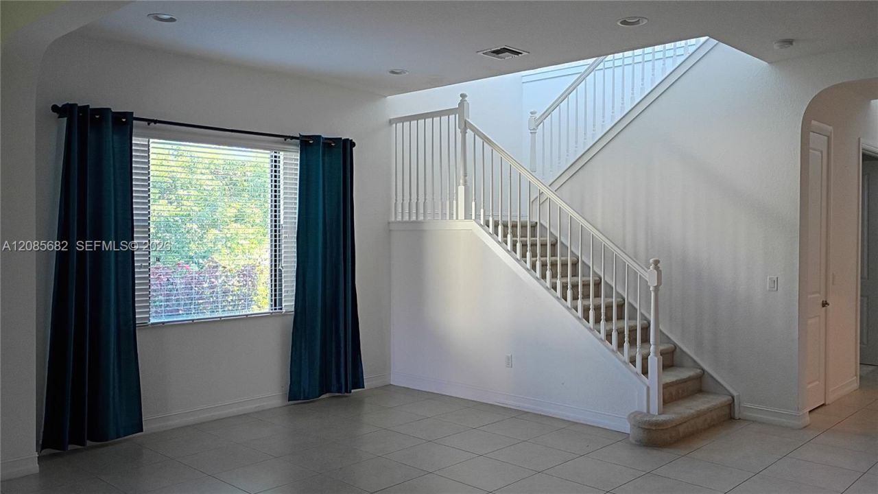 1280 SW 113th Way, Pembroke Pines, FL 33025 Photo