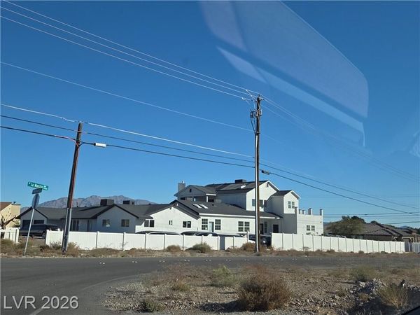 5724 N Grand Canyon Drive , Las Vegas, NV 89149