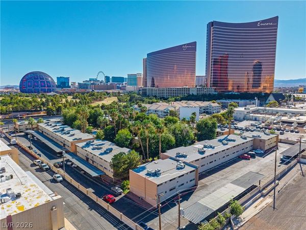 350 E Desert Inn Road , Unit G203, Las Vegas, NV 89109