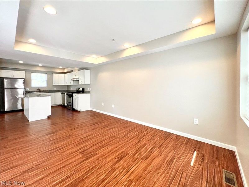 1143 Auburn Avenue, Cleveland, OH 44113 Photo 22