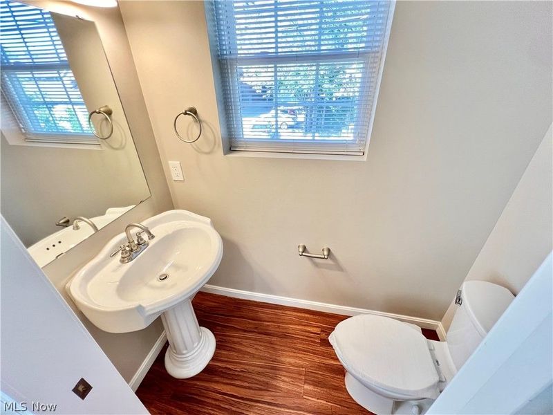 1143 Auburn Avenue, Cleveland, OH 44113 Photo 23