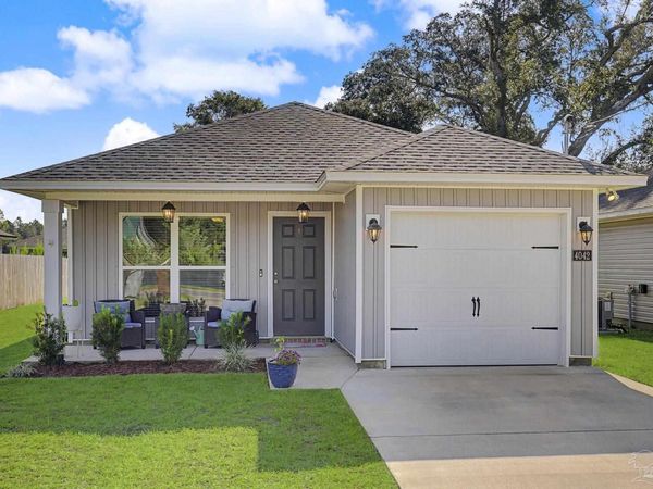 4042 Floridatown Rd, Pace, FL 32571