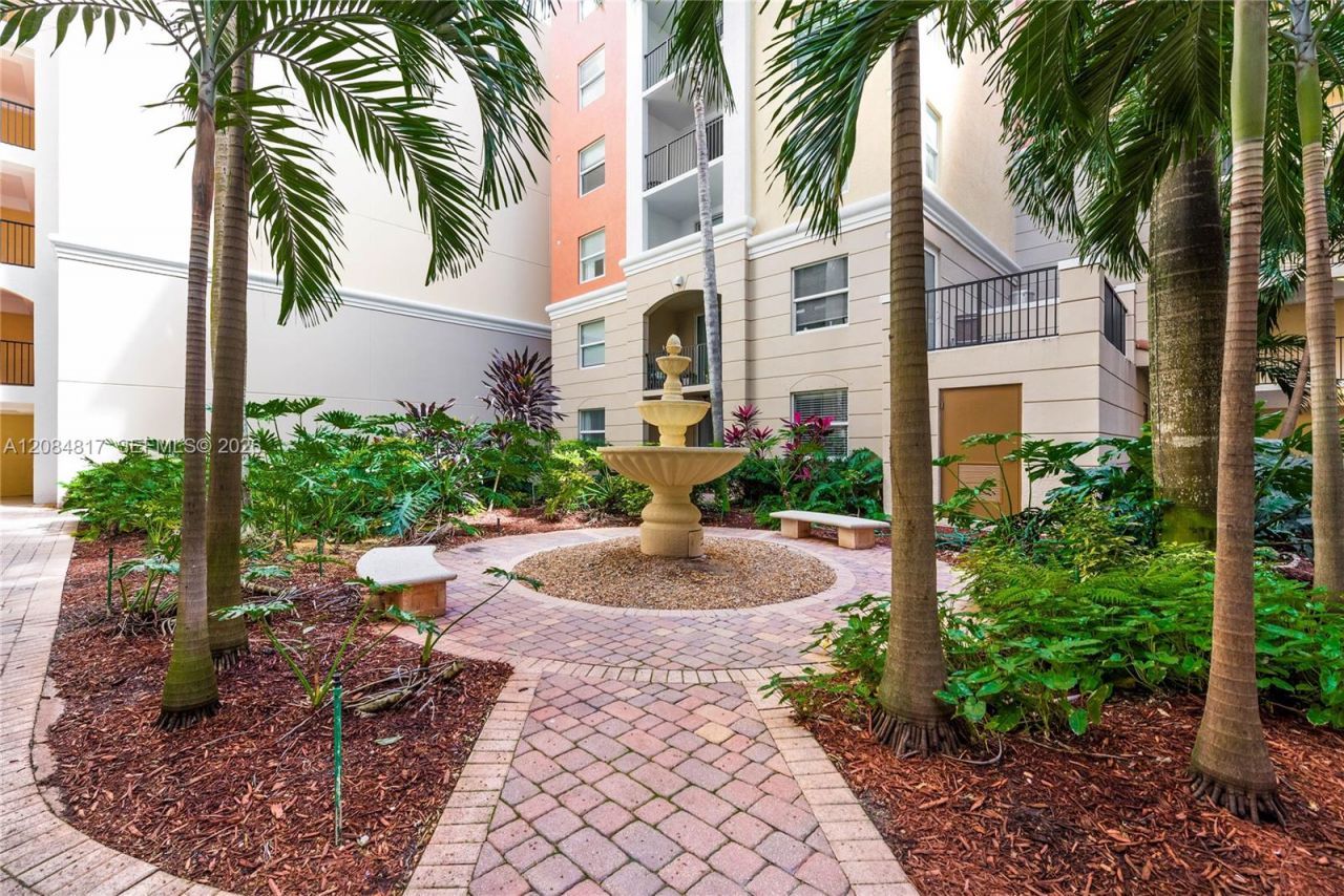 17100 N Bay Rd, Unit 1414, Sunny Isles Beach, FL 33160 Photo