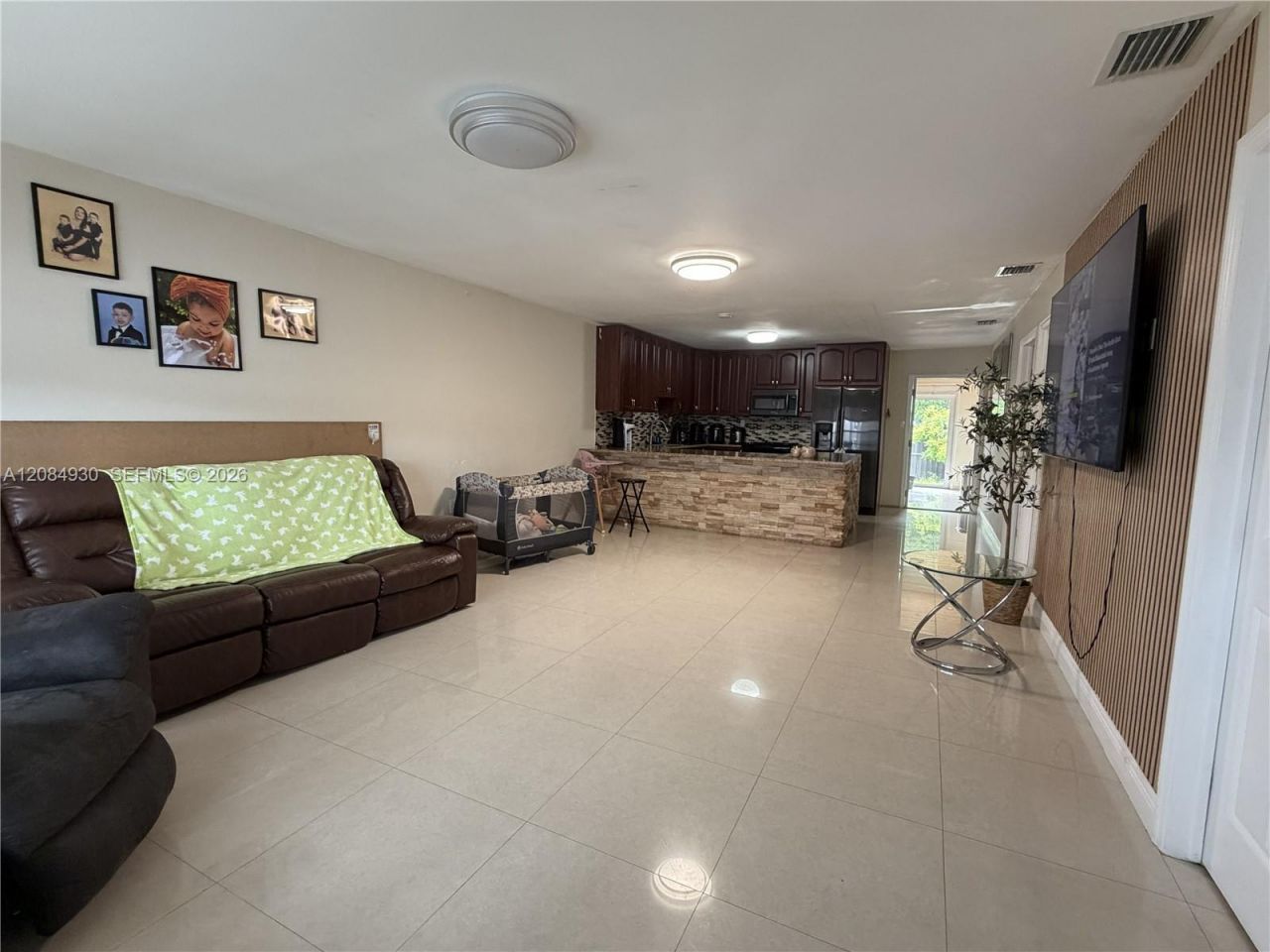 4435 NW 185th St, Miami Gardens, FL 33055 Photo