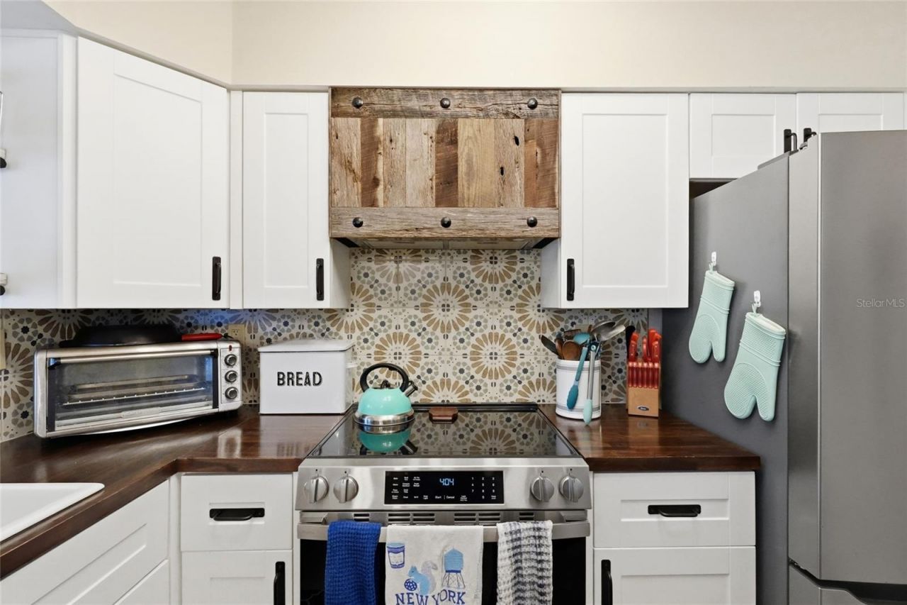 4507 9th Street W, Unit I8, Bradenton, FL 34207 Photo