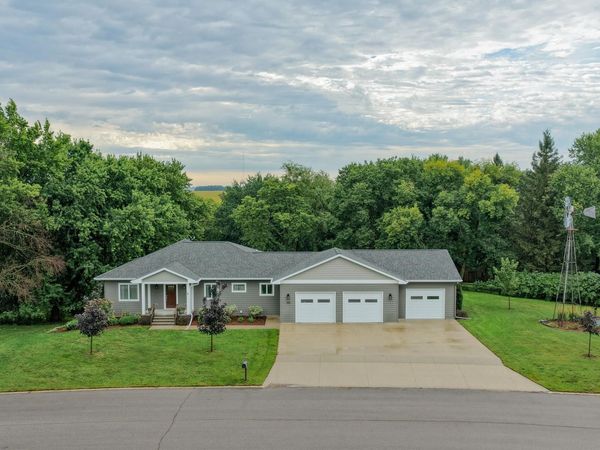 1410 St Luke Drive, Spencer, IA 51301