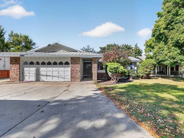 2410 S 10th Ave, Caldwell, ID 83605