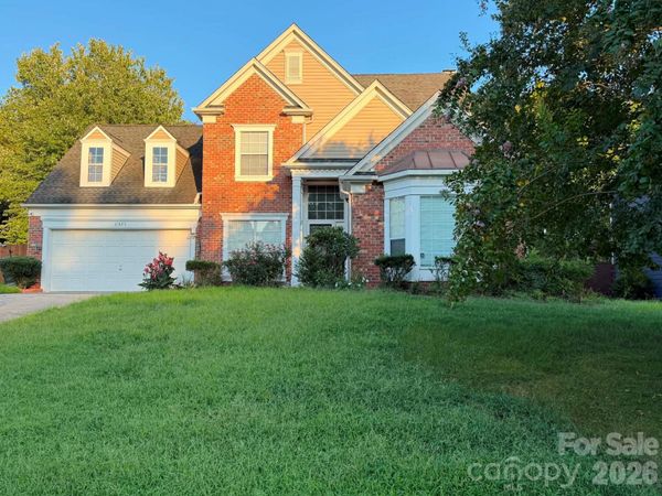 11325 Longhedge Lane , Charlotte, NC 28273